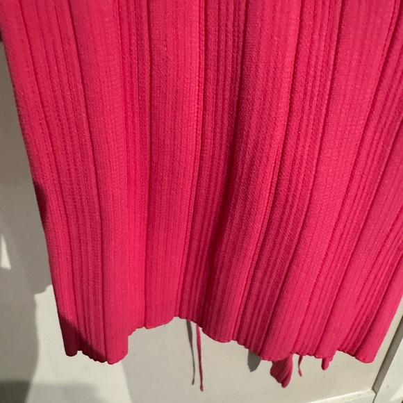 Beautiful knit 2 PC - Pretty Little Things - Picture 3 of 5